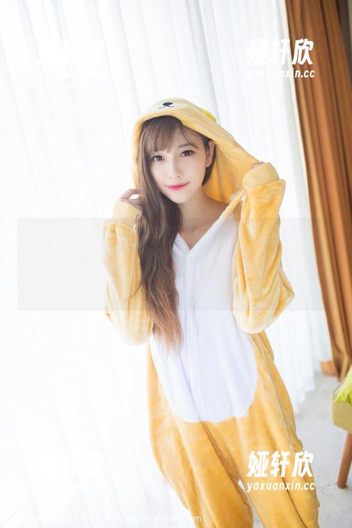 IMiss爱蜜社 - 莉娜lena的白衬衫，套图中的小细节总让人忍不住想多看几眼—精选了！