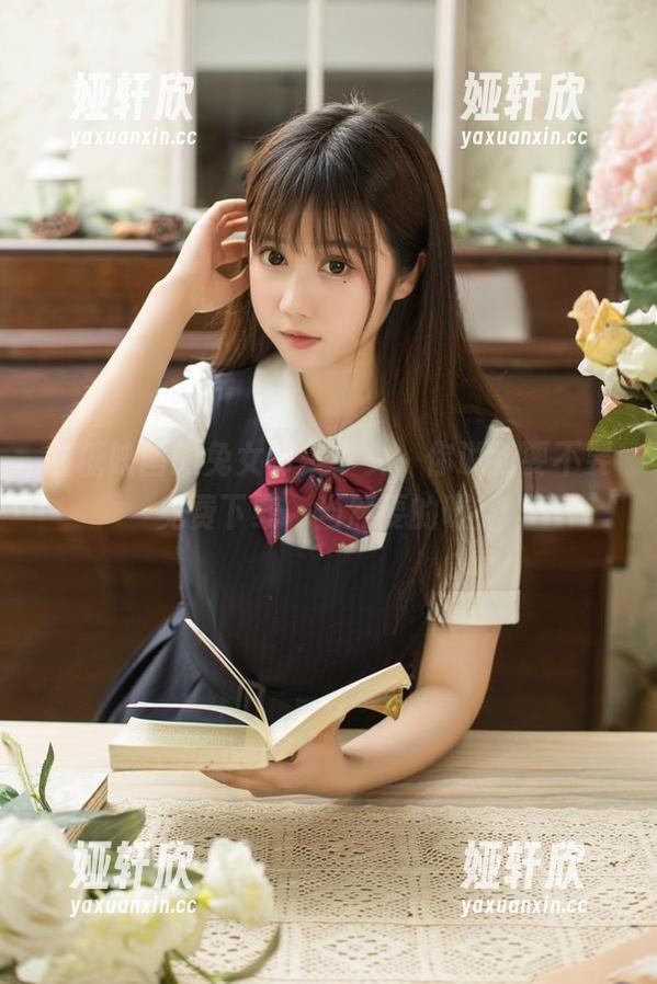 喵糖映画的兔女郎美少女，你说我要不要免费下载，当然要的呀！