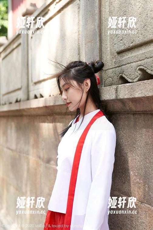 MiiTao蜜桃社 - 木奈奈的写真集，姐姐那不经意的一瞥，恰似开了个窍。