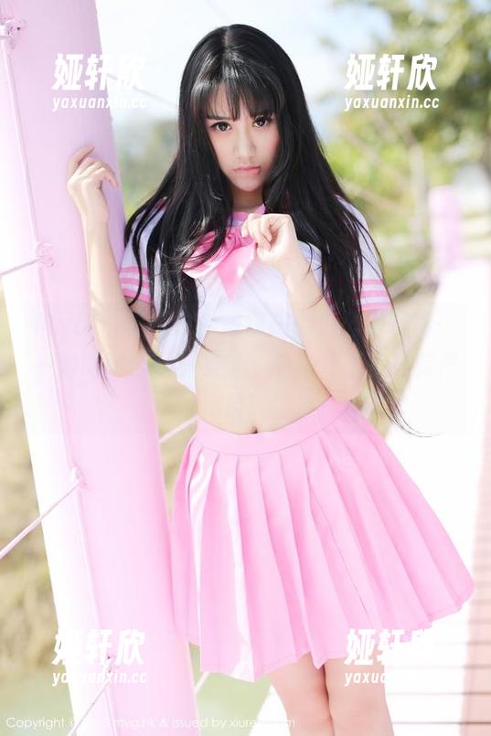 MyGirl美媛馆 - 王馨瑶的办公室写真：一边喝咖啡一边卖萌，职场并不是只有严肃！