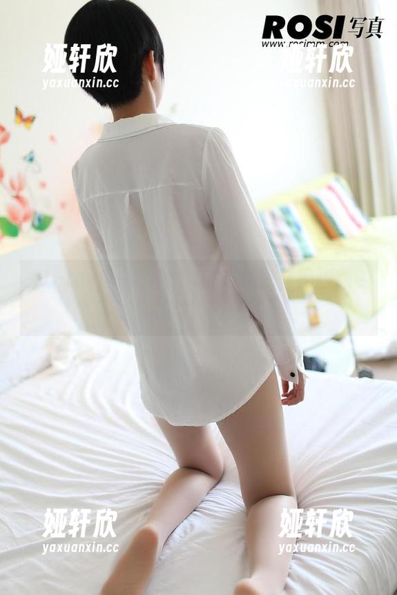 来U-turn一趟ROSI定制写真，把甜心变成你的私藏。