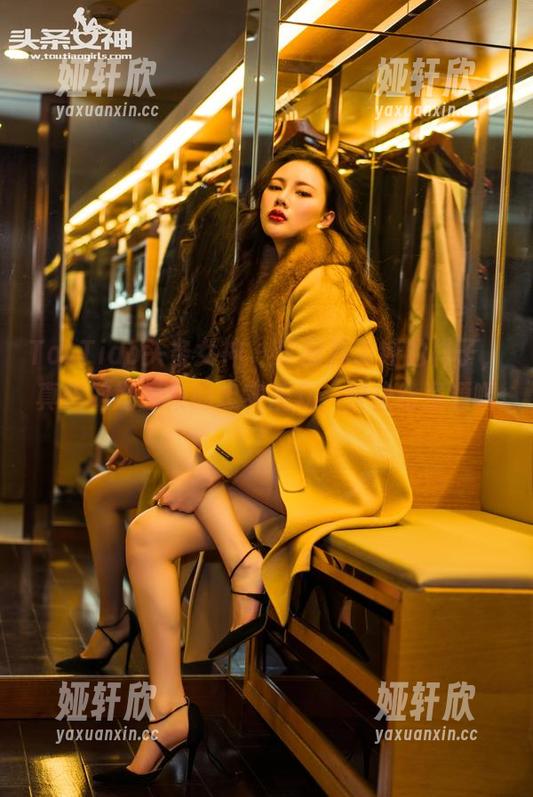 TouTiao头条女神 - 李丽莎清纯的样子，真想做她图集的忠实观众，快快给资源啊！