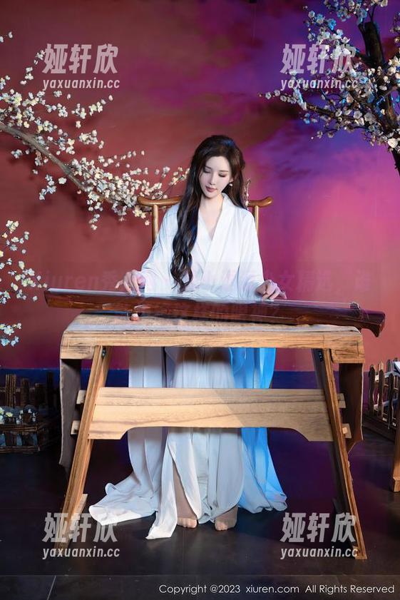 Xiuren秀人网 - 是小逗逗少女精选，谁能拒绝这样的眼神？