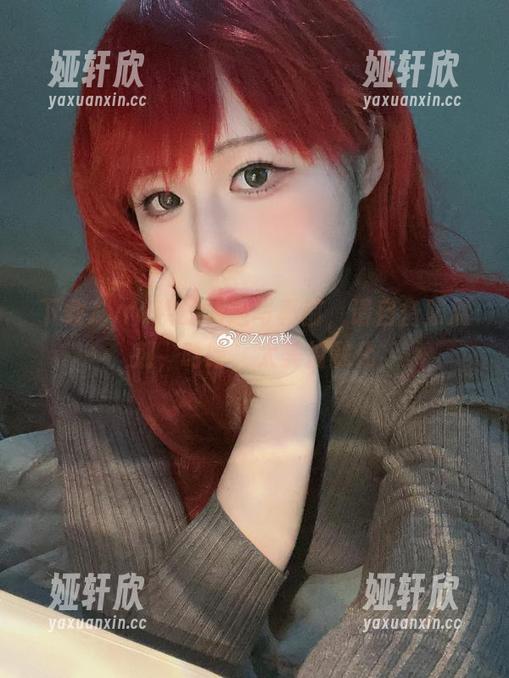 下载Zyra秋的海边写真前，请自备防腐剂，哈哈，太美怕融化