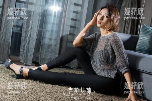 克拉女神 - 图片中的王睿居家考察，幸好我没加班，不然我该坐在哪里呢？