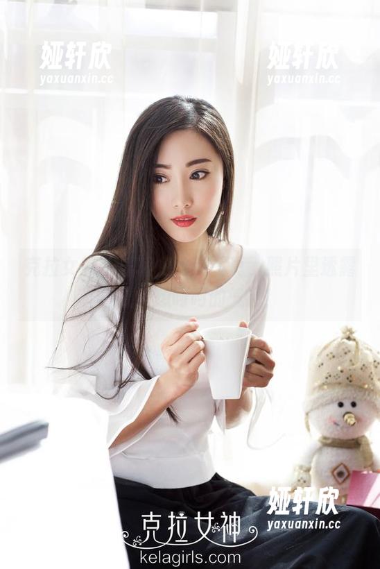 克拉女神 - 瑶瑶兔女郎写真，照片里透露着让人想呵呵的气息！