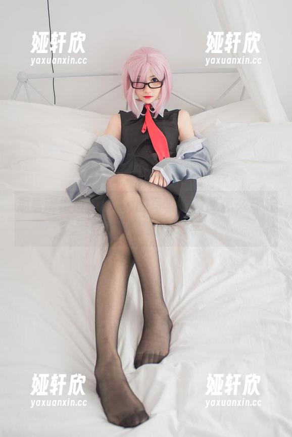 观看南桃Momoko的写真，教我怎么穿成此般常服的请举手