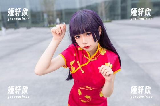 向小圆在连衣裙下藏了什么？看看这组写真吧