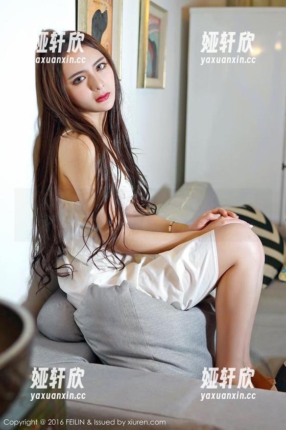 嗲囡囡 - 施忆佳KITTY的水手服作品集：原图给我一种新鲜的视觉冲击！