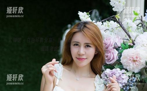 尤物馆-Rebecca_吴颖茵 尤物馆 - 白色写真分享:当Rebecca_吴颖茵遇上洁白如雪,是不是该考虑开个‘无色食品’的店?