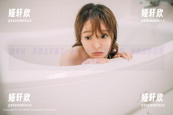 波萝社 - 资源太丰富了，AngelaLee李玲在线，体操服带点不同寻常的气息。