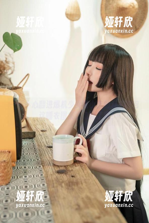 一不小心翻进爆机少女喵小吉的私拍图包，这睡衣图集太危险了吧！