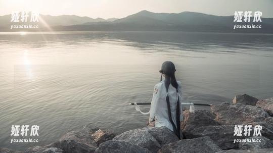 爱老师phd的夏日，原图分享，真让人想去海边蹦跶