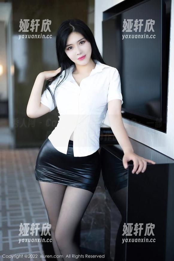 秀人网 - Carol周妍希的修女变身：一部最不正经的高清作品。