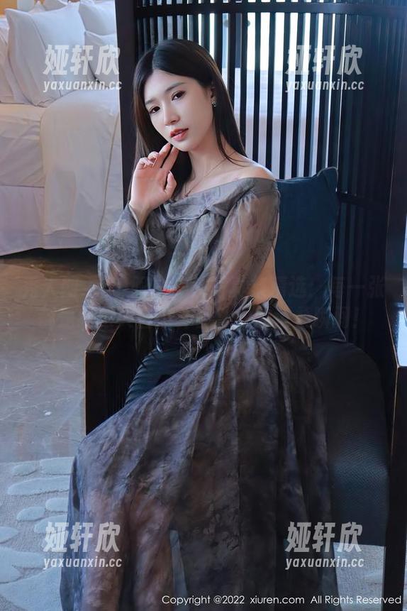 秀人网 - UU阿文户外写真集精选：每一张都是我跟大自然斗智斗勇的沧桑瞬间！