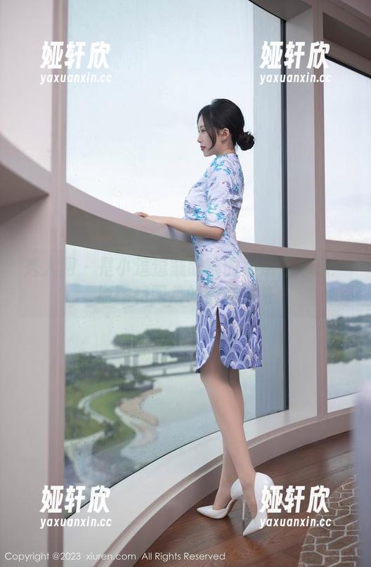 秀人网 - 是小逗逗戴眼镜的那点儿心思：原图和图集的慢慢道来