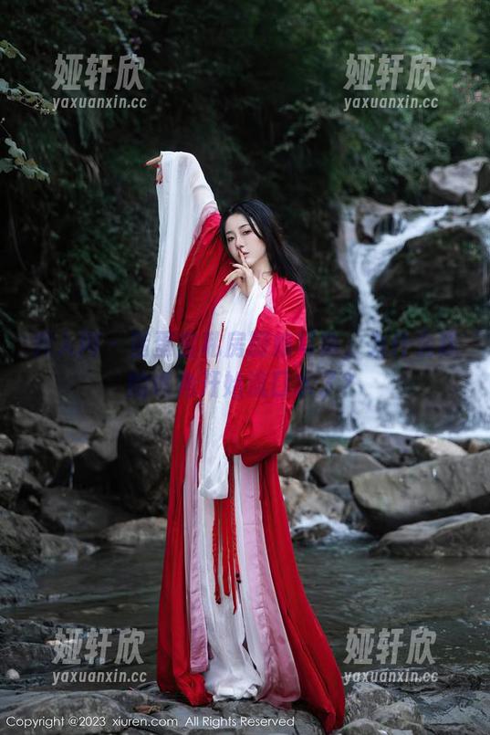 秀人网 - 蛋蛋宝私房厨娘写真，为什么我的嘴角开始流口水了？
