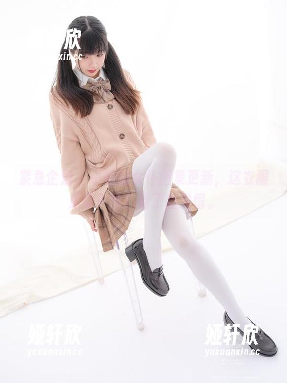 紧急企划 - 小婕的女仆图集更新，这衣服是要干嘛？看了直发懵。