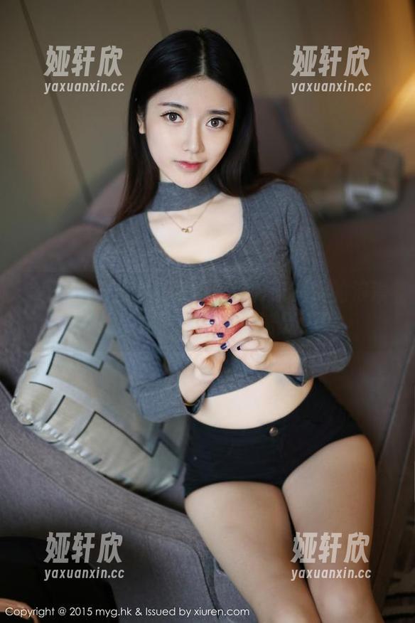 美媛馆 - 于大小姐海边摄影：海水的浪漫和她的画面比起来，略显逊色