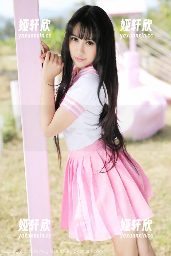 美媛馆 - 唐琪儿校园写真小集，念书也要偶尔放飞一下，图册里有种说不清道不明的美感。