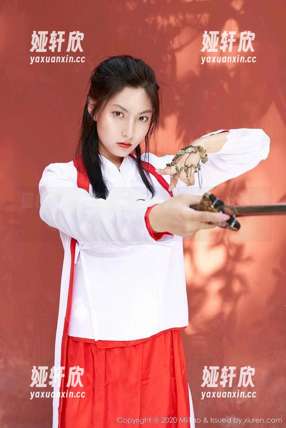 蜜桃社-萌美Moemi 蜜桃社 - 萌美Moemi的透明感,分享的每一张原图都让人想多看几眼。