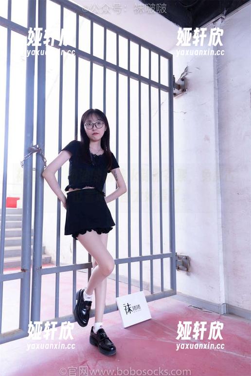 袜啵啵 - 奶油的精选jk制服花絮，免费占个位置吧，图太好看了。