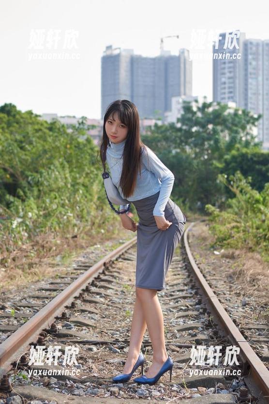 西瓜少女在线发力，洛丽塔气质藏不住啊！
