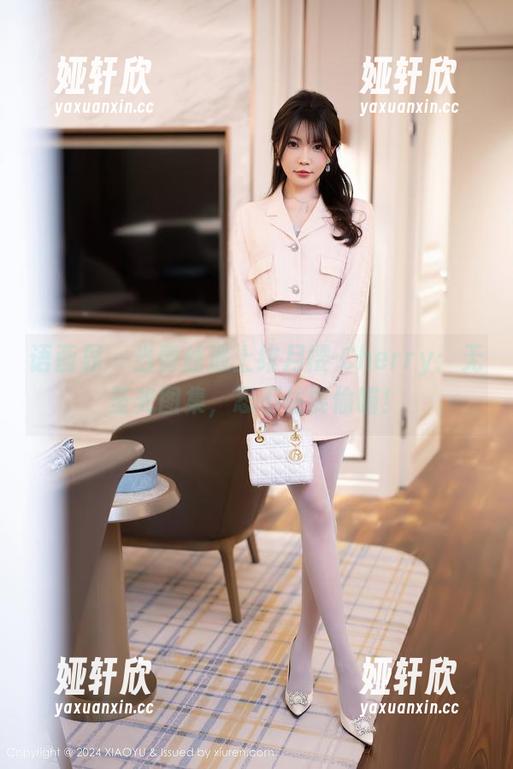 语画界 - 当蕾丝遇上绯月樱-Cherry：无圣光图集，忍不住要偷瞄！