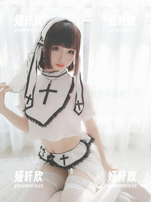 香川澪帮我看泳装，图片居然有福利？这是什么套路？